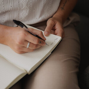 Jennifer Heng schreibt Jennifer Heng schreibt